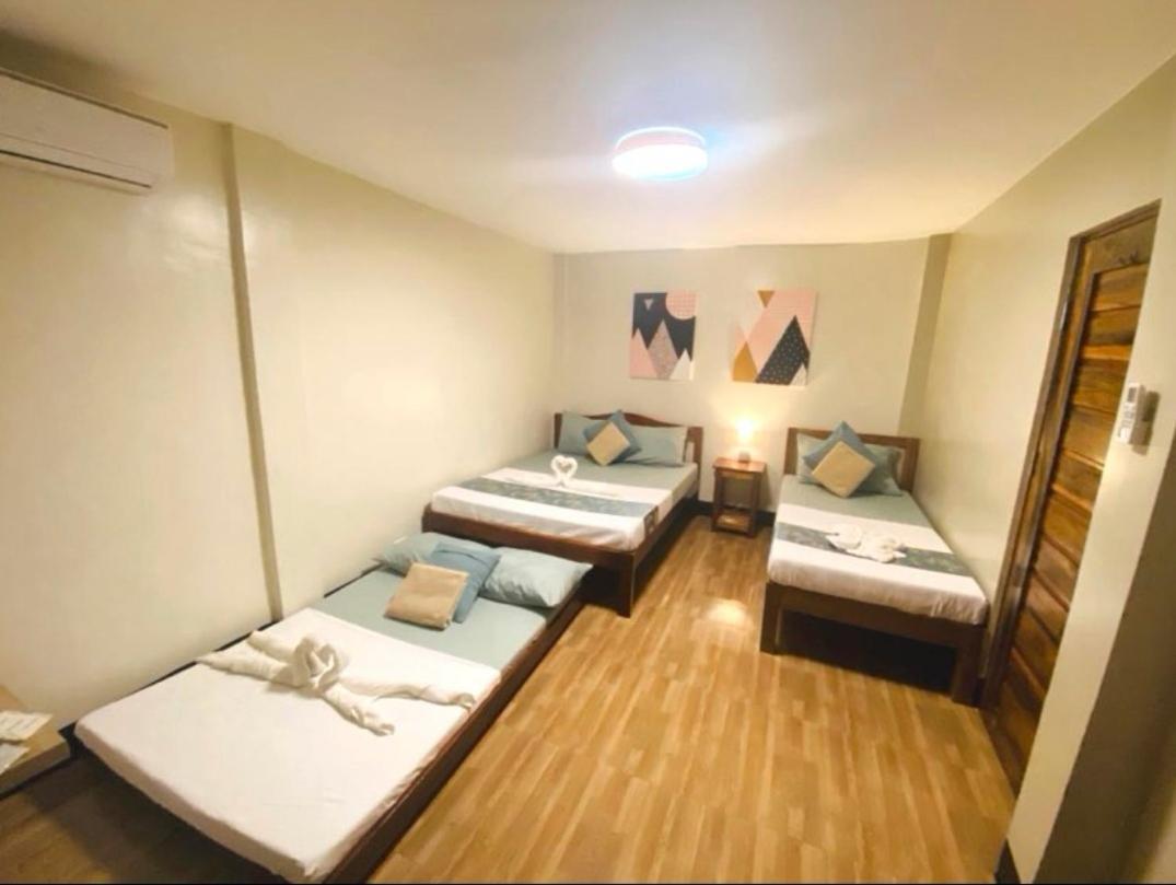 Mongki'S Pensionhouse Puerto Princesa Room photo